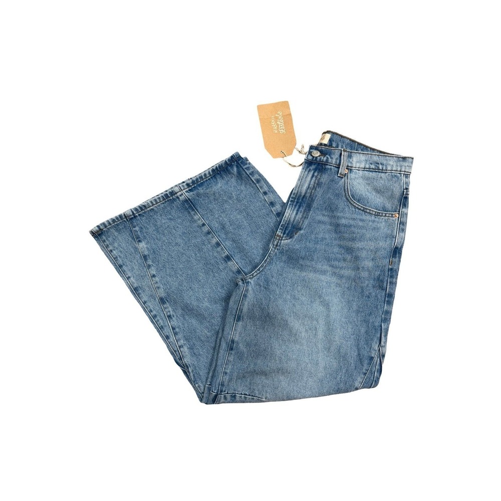 Listicle Wide Leg Jeans NWT L High Rise Denim Trendy Cropped Raw Hem